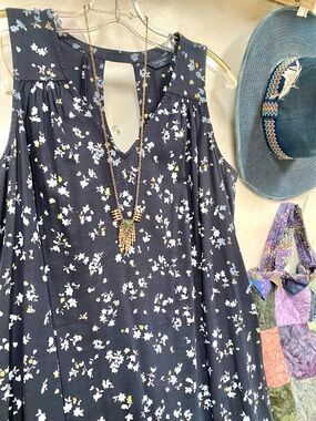 Sweet prairie vibe boho floral dress w country shabby chic feel